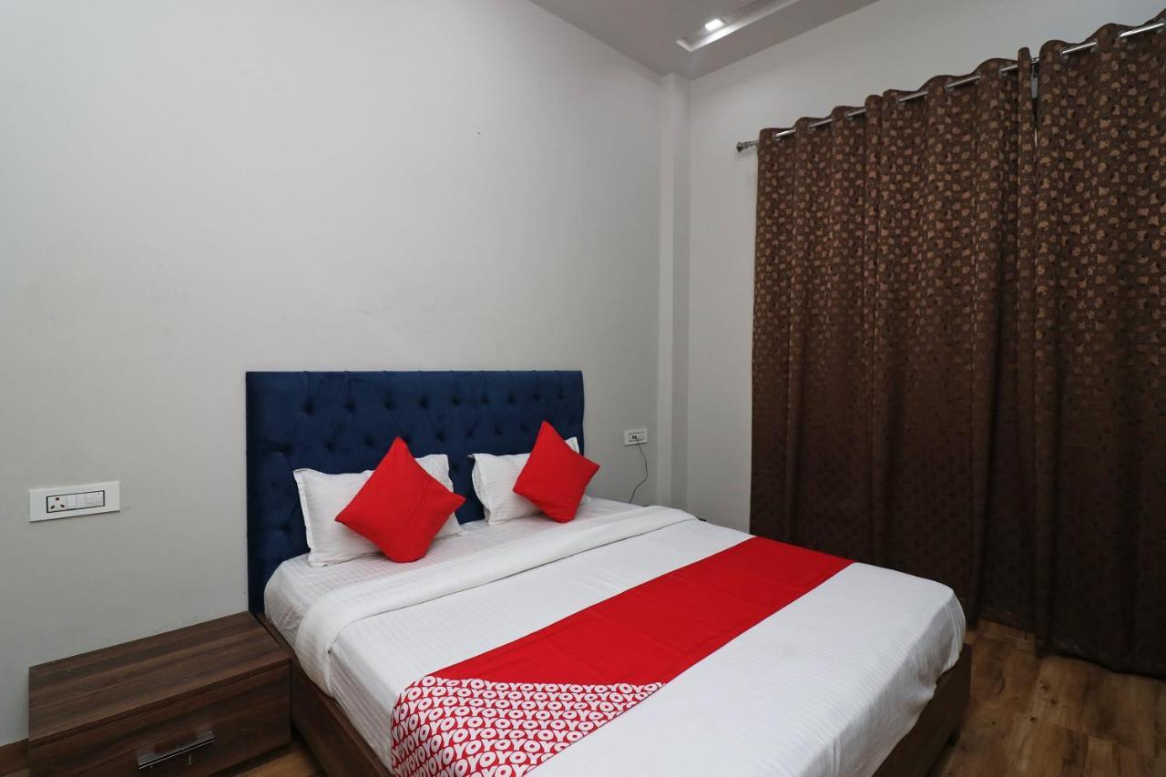 Oyo 38799 Savoy Guest House Panipat Exterior photo